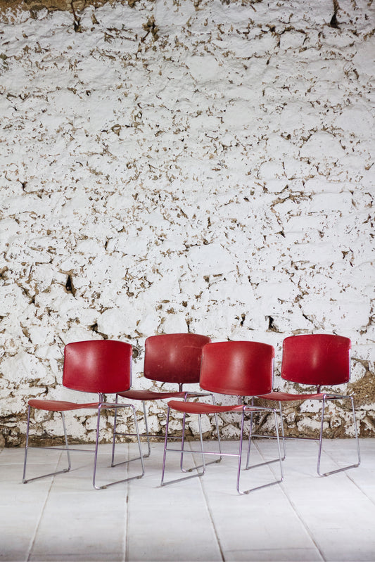4 chaises rouges Max Stacker pour Steelcase, 1970