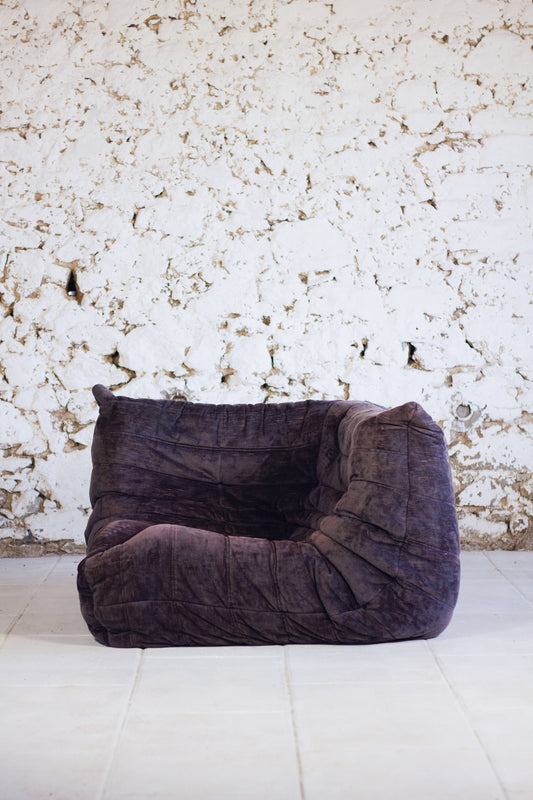 Chauffeuse d'angle Togo aubergine par Michel Ducaroy pour Ligne Roset