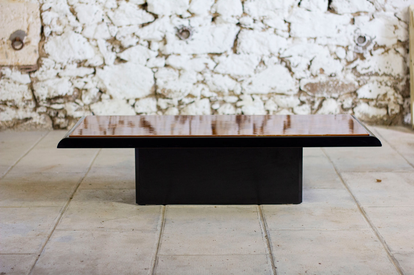 Table basse en loupe d'orme, 1970