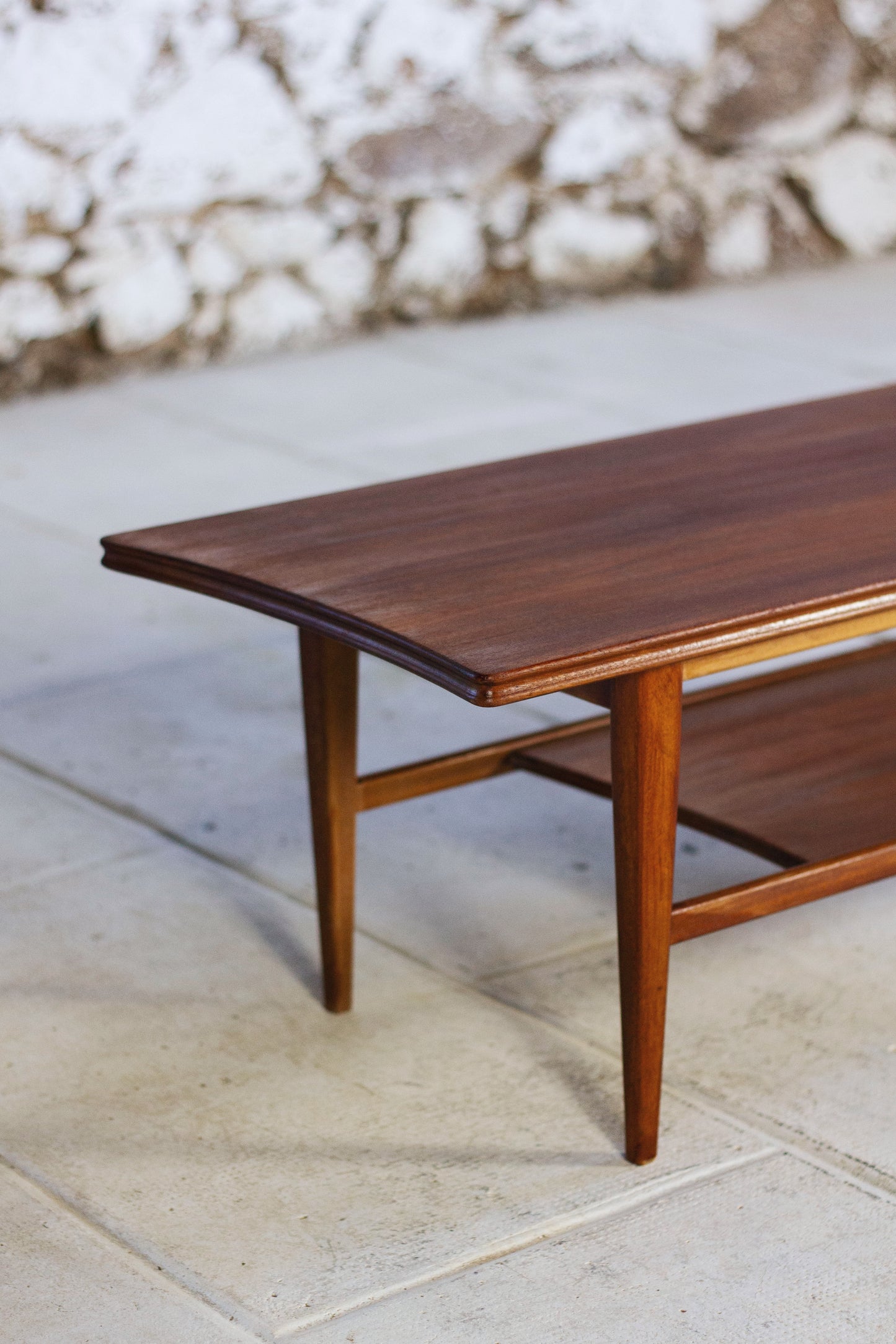 Table basse Mid-Century en teck massif par Richard Hornby pour Fyne Ladye, 1960