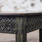 Table basse en bois sculptée indienne