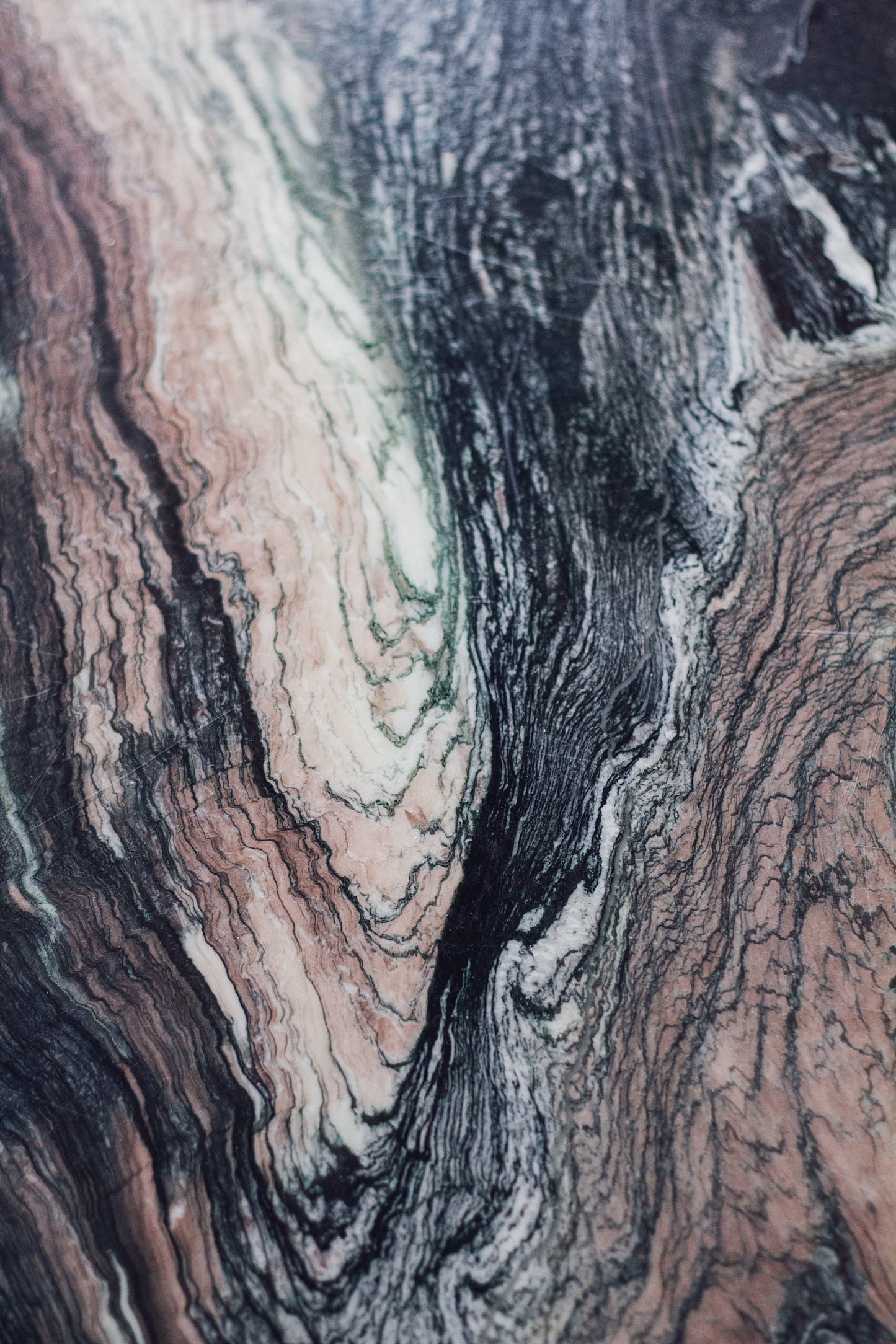 Table basse octogonale en marbre italien Cipollino