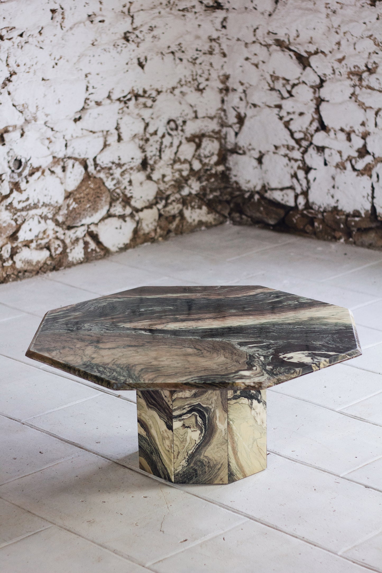 Table basse octogonale en marbre italien Cipollino