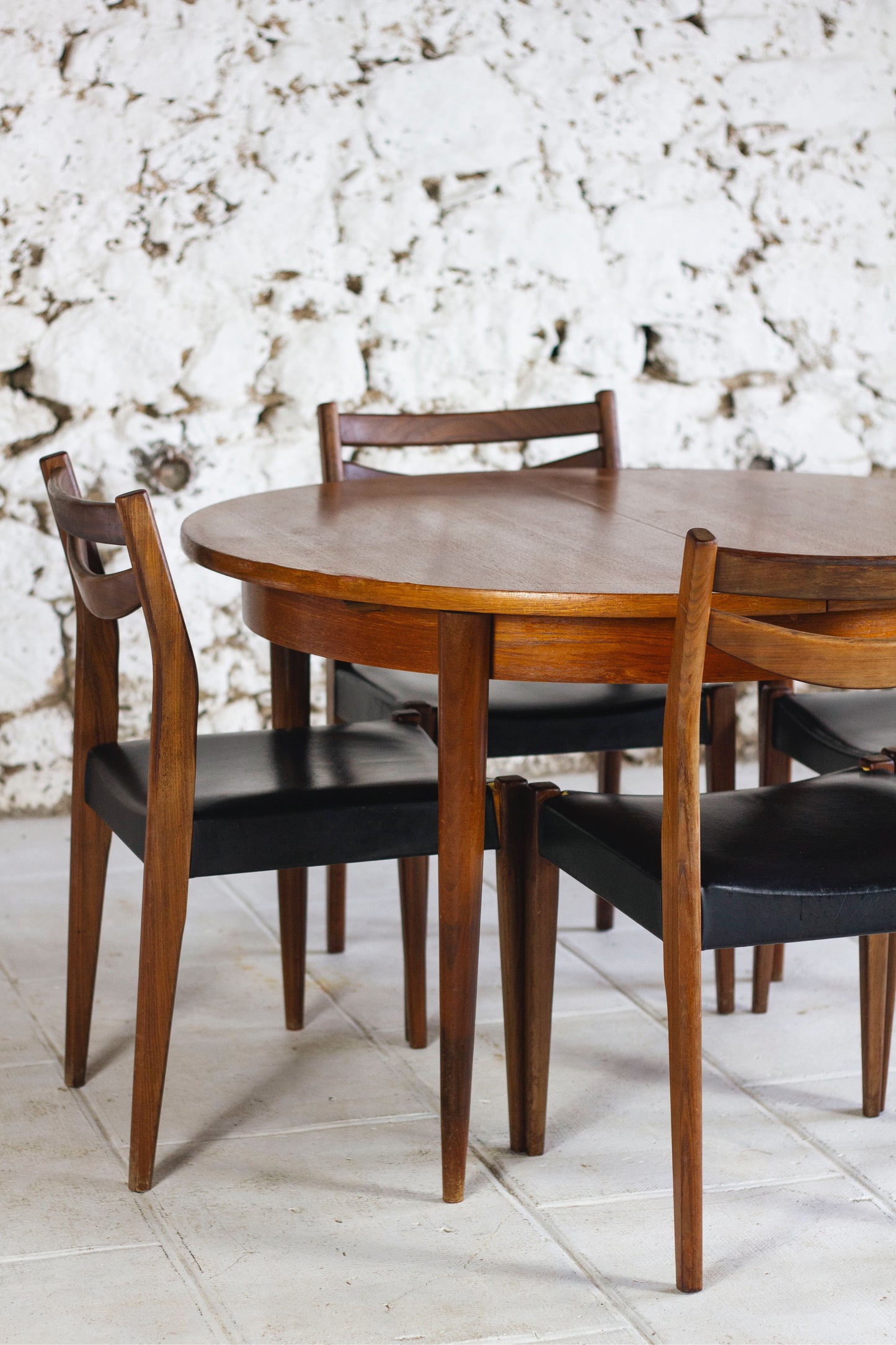 Table ronde vintage en teck, 1960