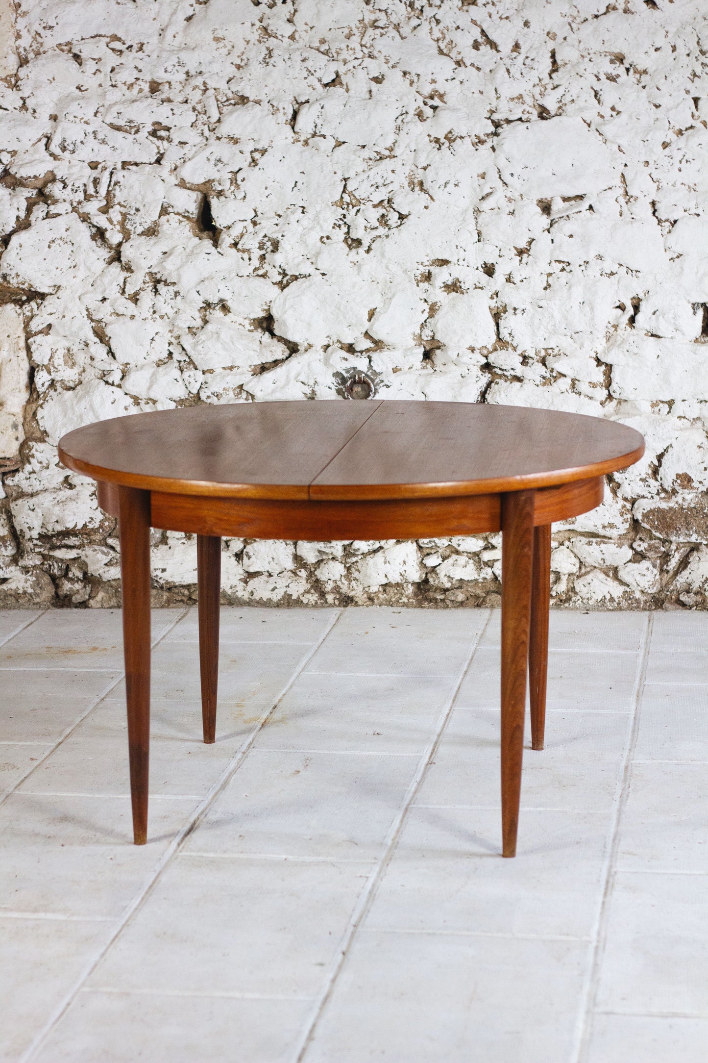 Table ronde vintage en teck, 1960