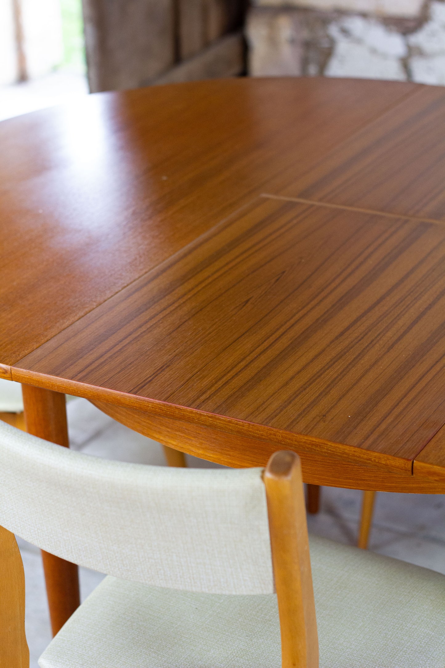 Table ronde vintage extensible en teck, 1960