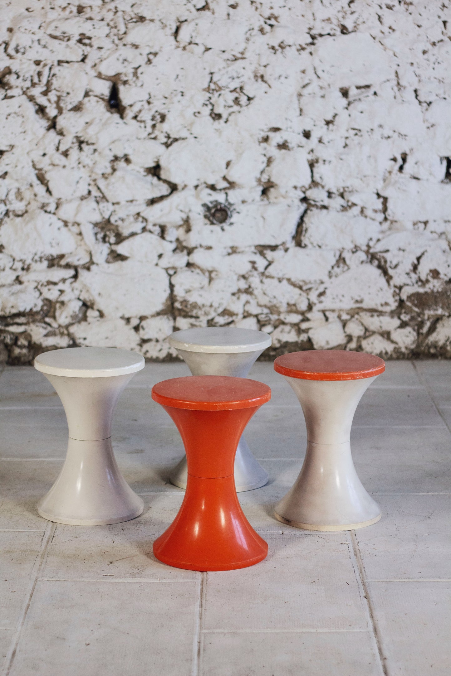 Tabouret Tam Tam orange foncé par Henri Massonnet pour Stamp, 1970