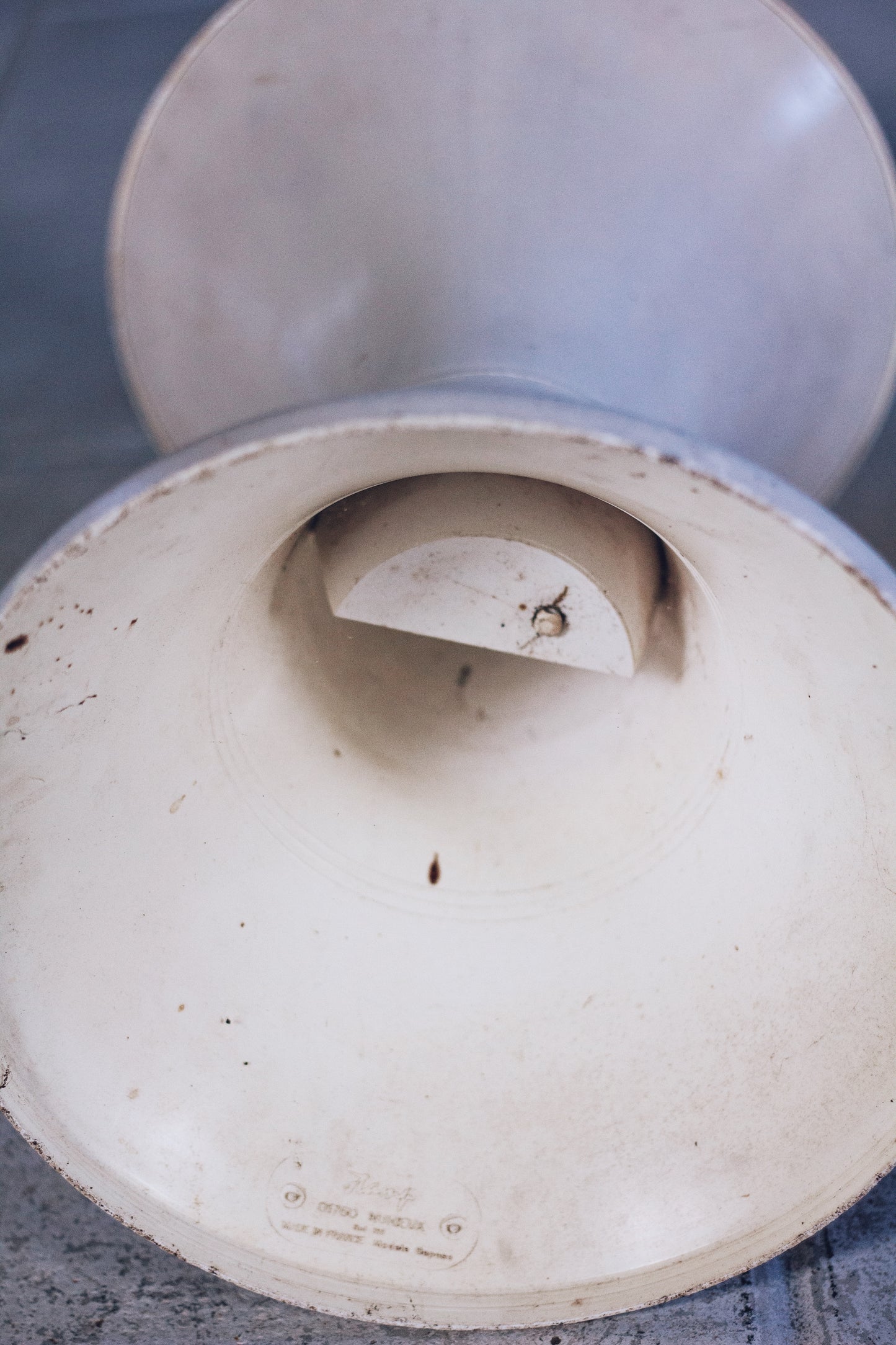 Tabouret Tam Tam blanc par Henri Massonnet pour Stamp, 1970