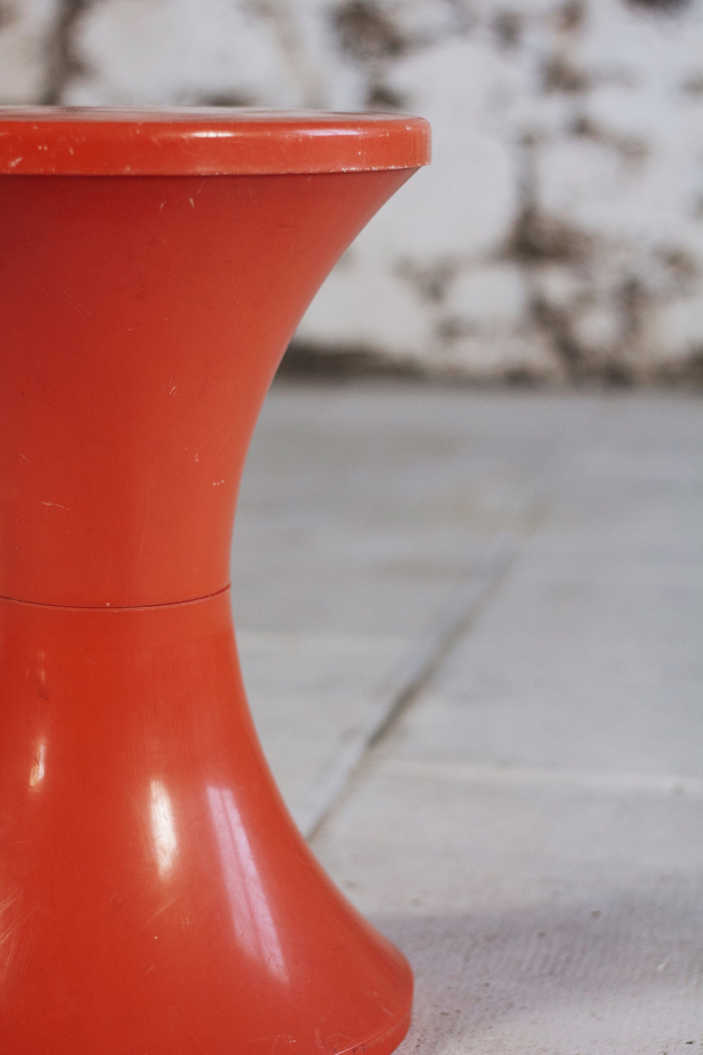 Tabouret Tam Tam orange foncé par Henri Massonnet pour Stamp, 1970