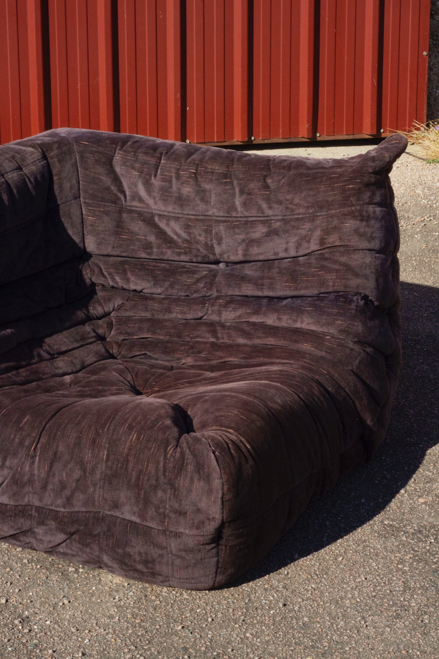 Ensemble de 3 canapés Togo en velours aubergine par Michel Ducaroy, LIGNE ROSET, 1973