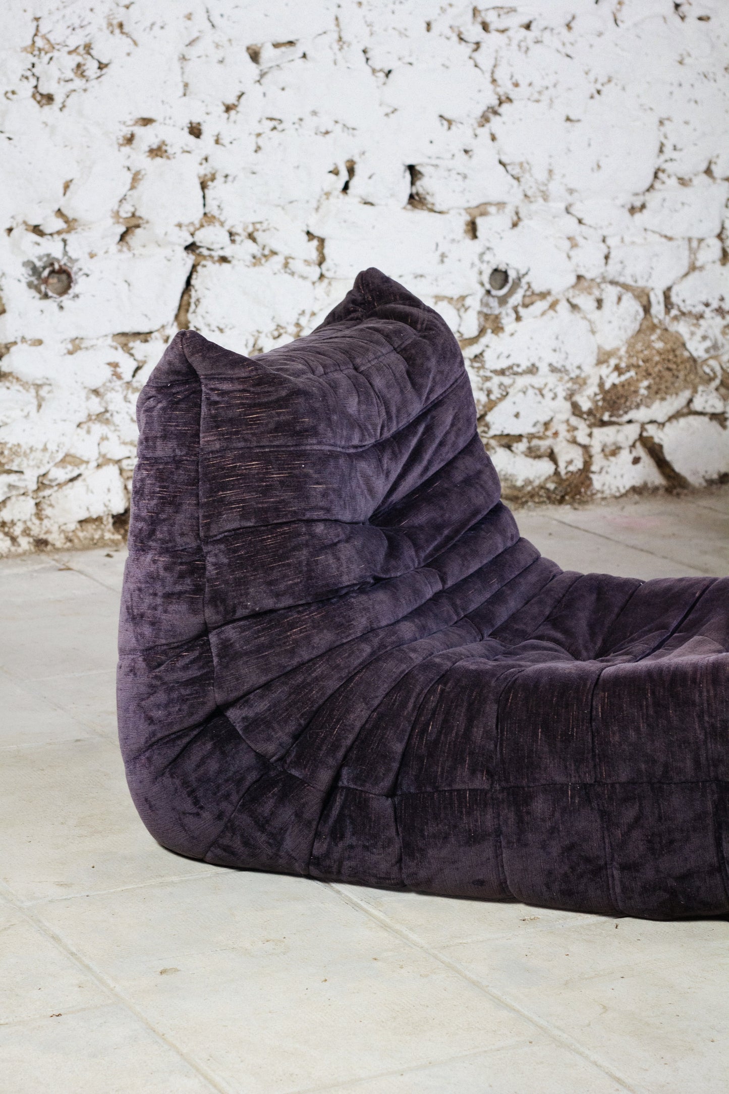 Ensemble de 3 canapés Togo en velours aubergine par Michel Ducaroy, LIGNE ROSET, 1973