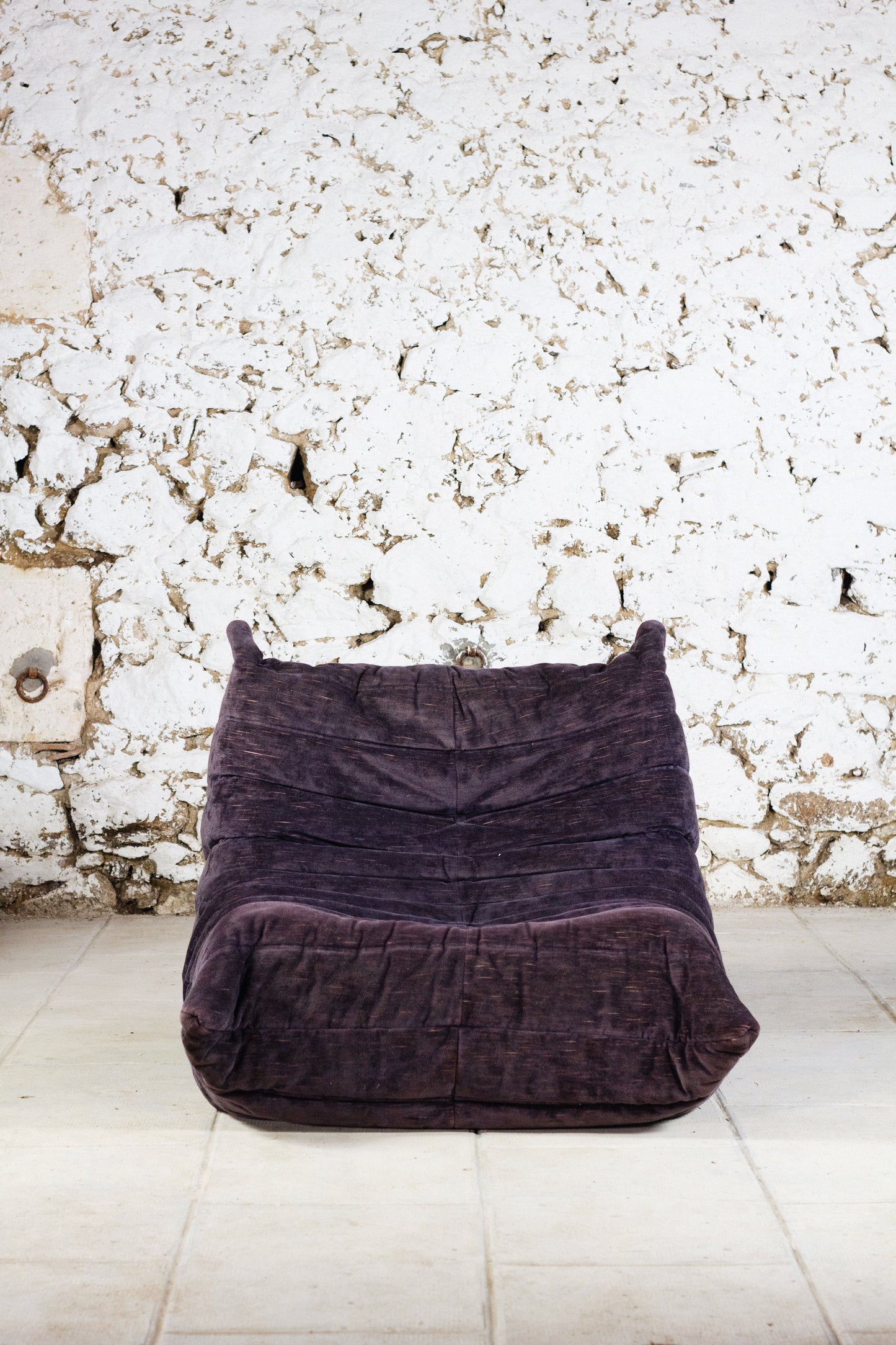 Ensemble de 3 canapés Togo en velours aubergine par Michel Ducaroy, LIGNE ROSET, 1973