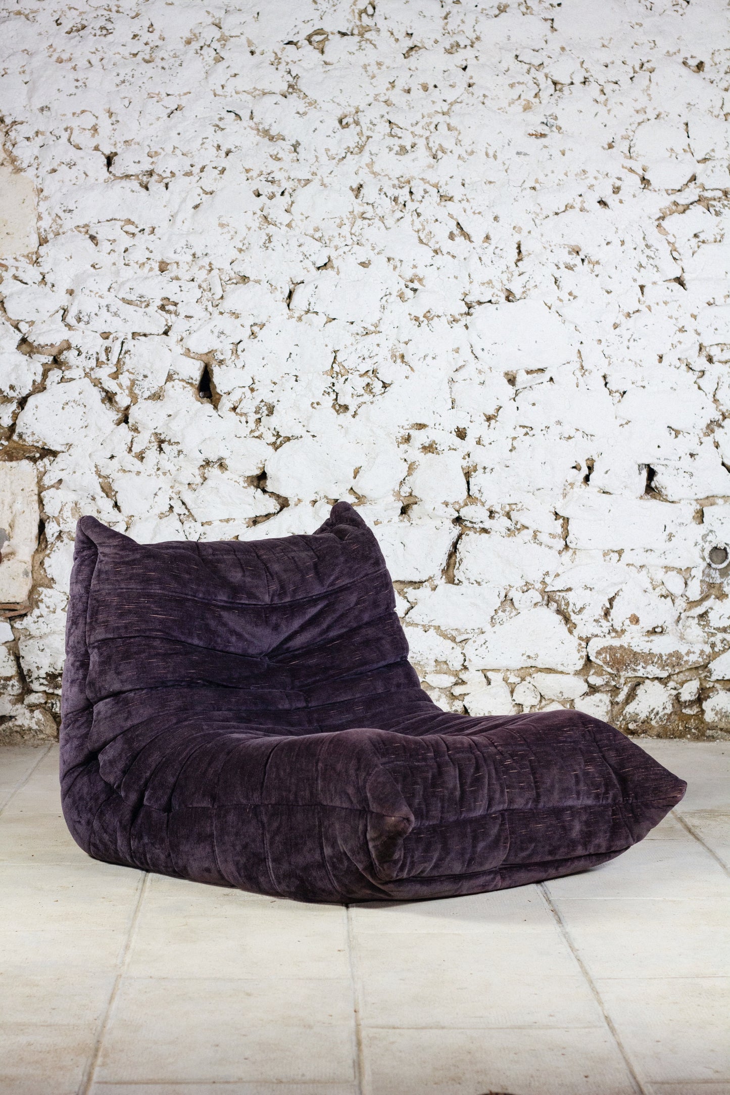 Ensemble de 3 canapés Togo en velours aubergine par Michel Ducaroy, LIGNE ROSET, 1973