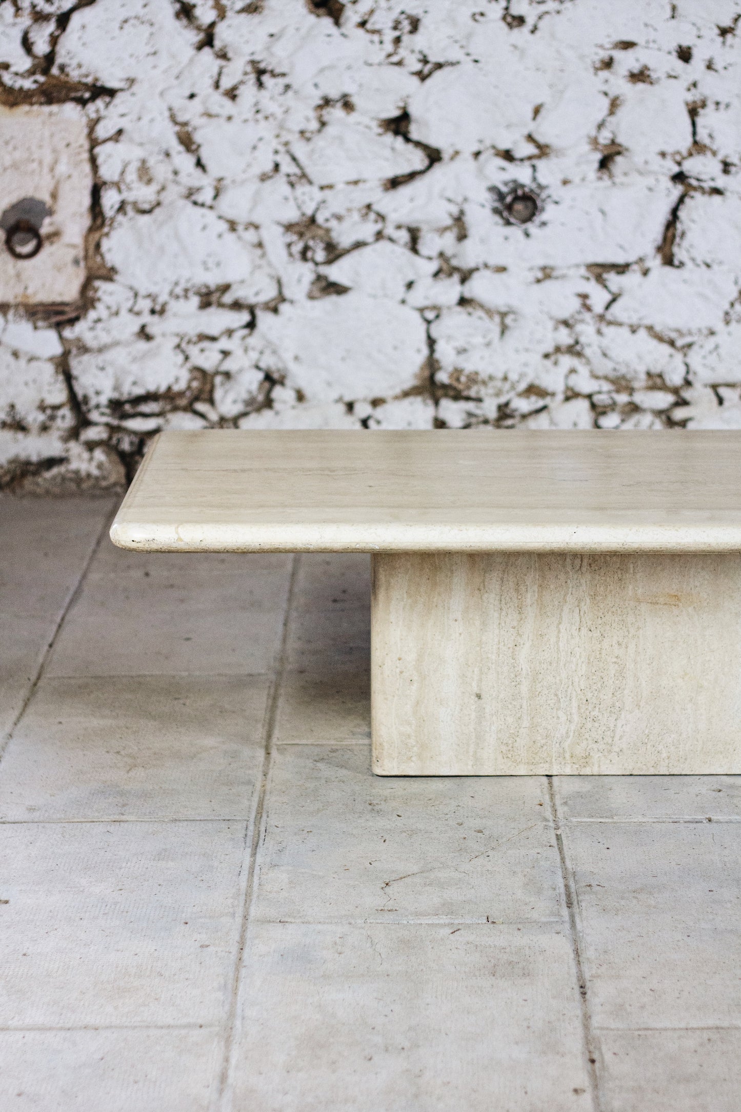 Grande table basse travertin italien, 1970