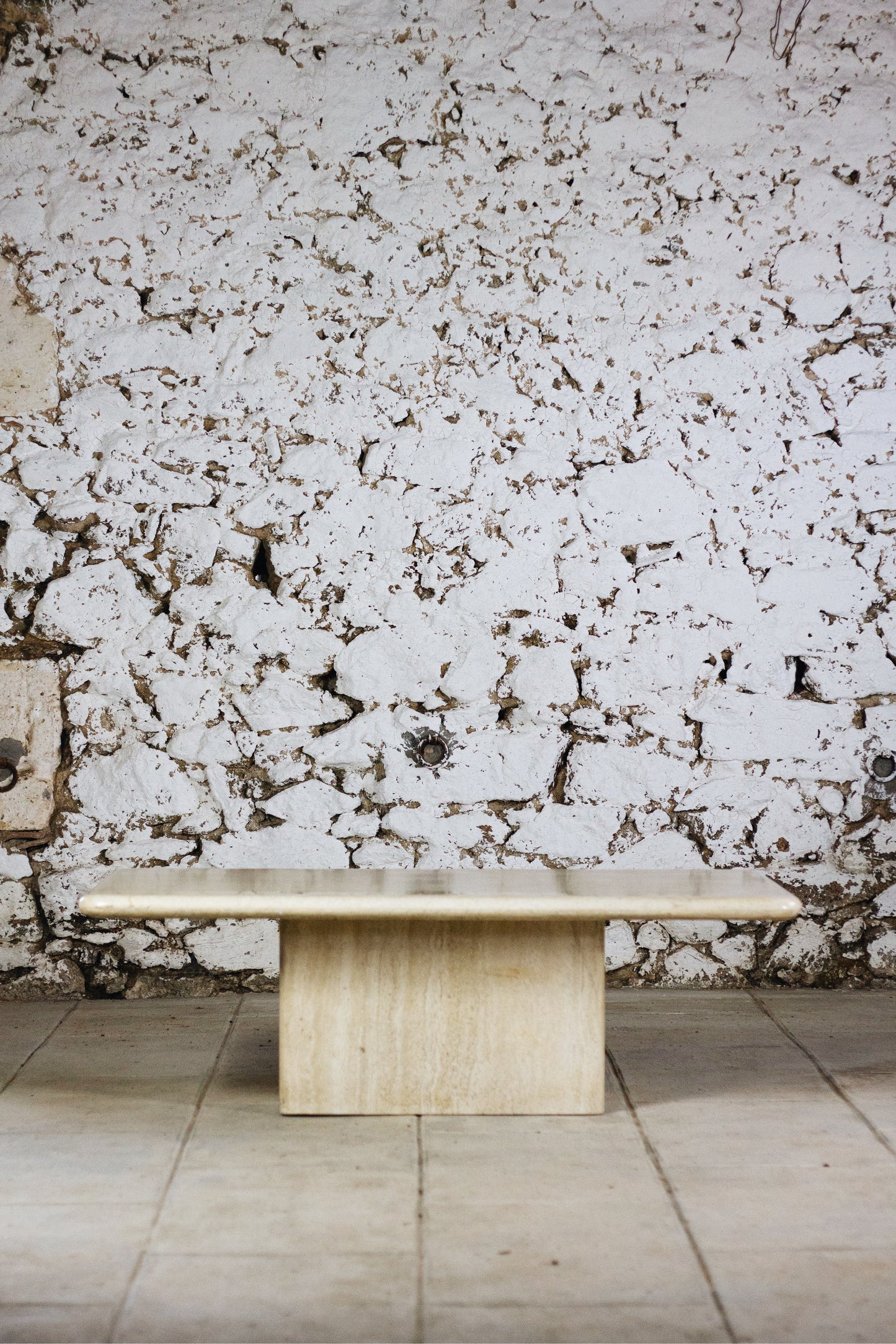 Grande table basse travertin italien, 1970