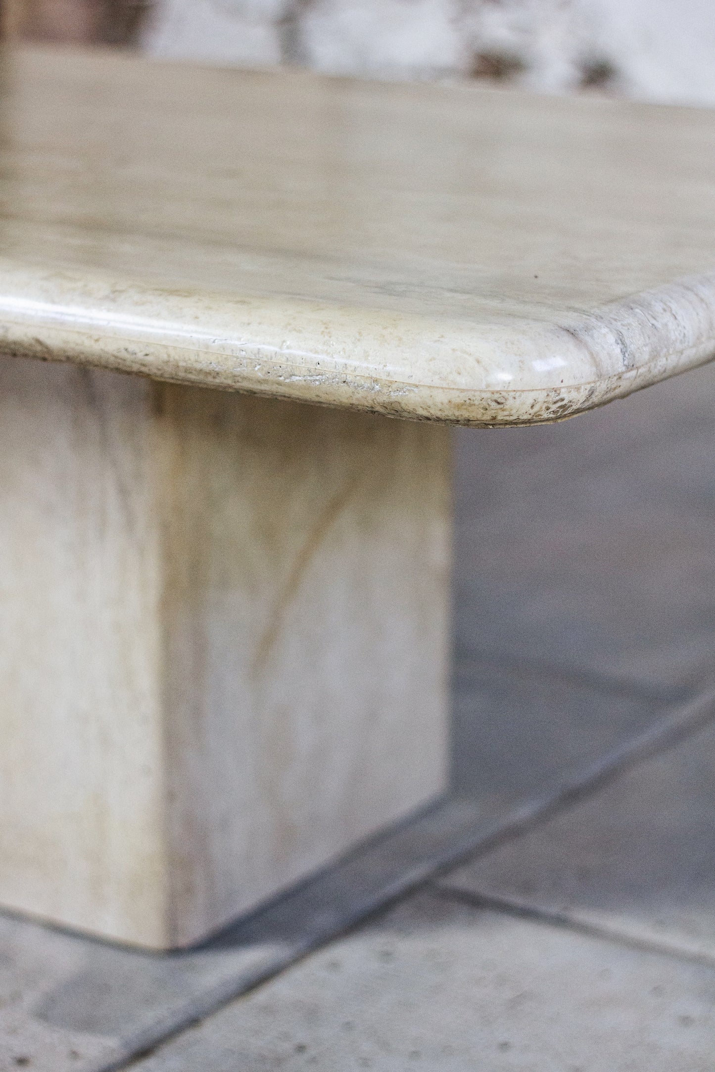Grande table basse travertin italien, 1970