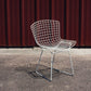 Chaise Wire blanche par Harry Bertoia pour Knoll