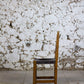 Chaise espagnole brutaliste en chêne et cuir