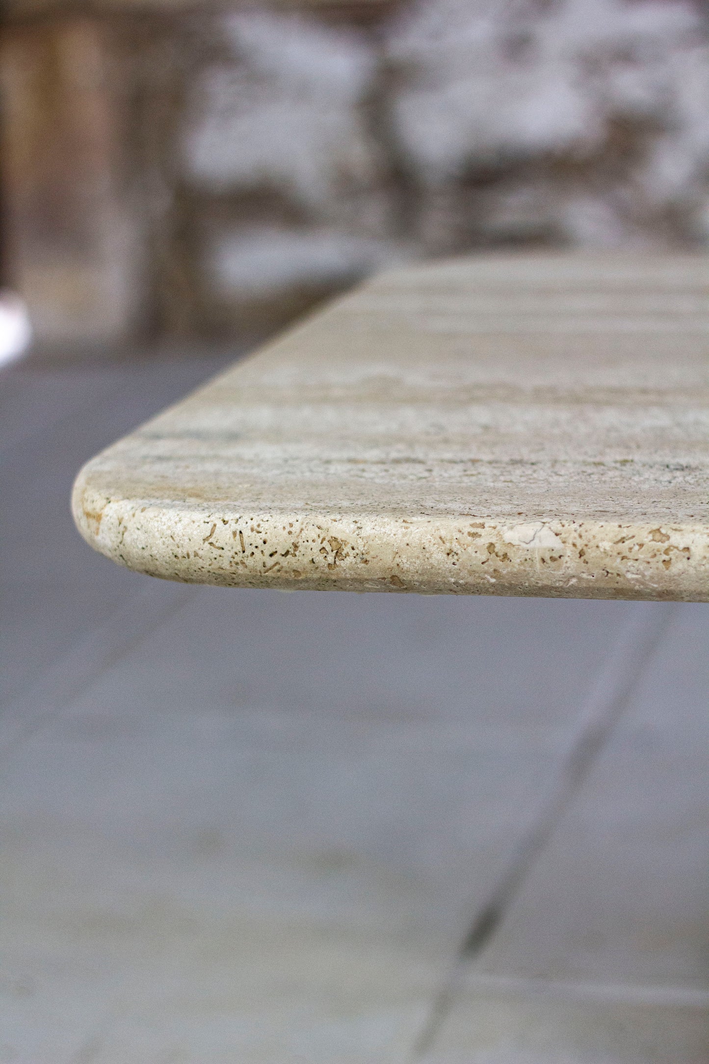 Table basse travertin italien, 1980