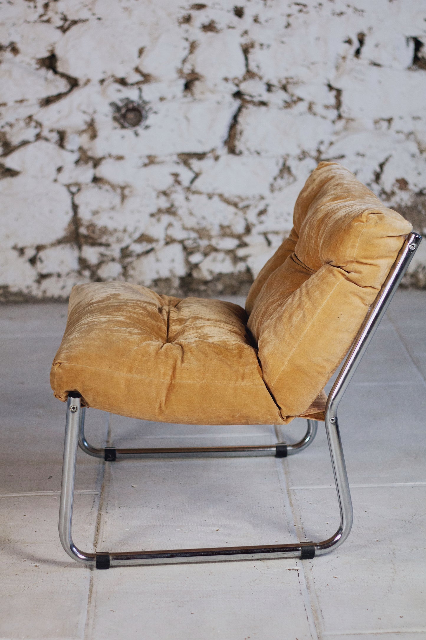 Fauteuil vintage style "Pixi" en velours et chrome, 1970