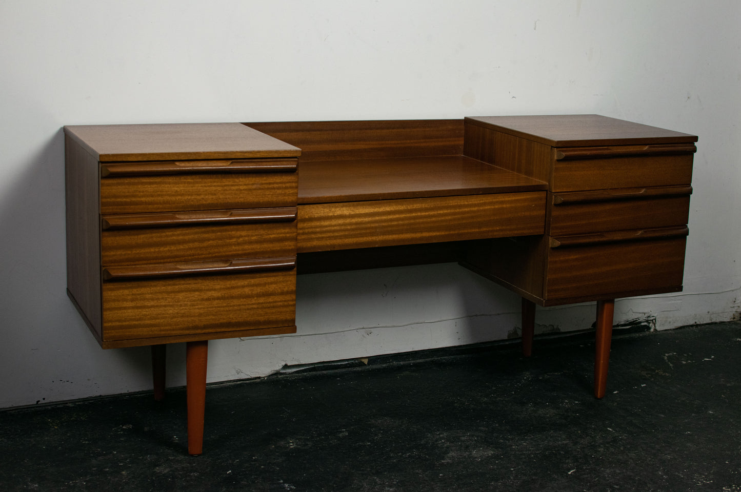 Console en teck mid-century, AVALON, 1960