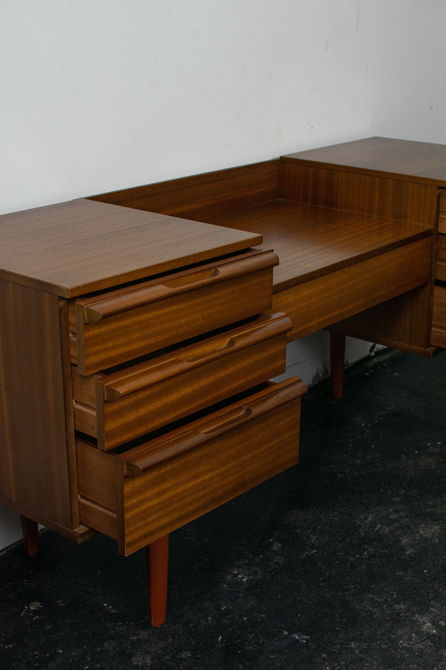 Console en teck mid-century, AVALON, 1960