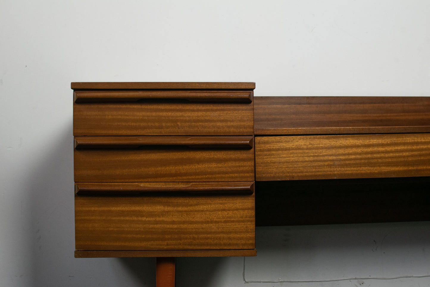 Console en teck mid-century, AVALON, 1960