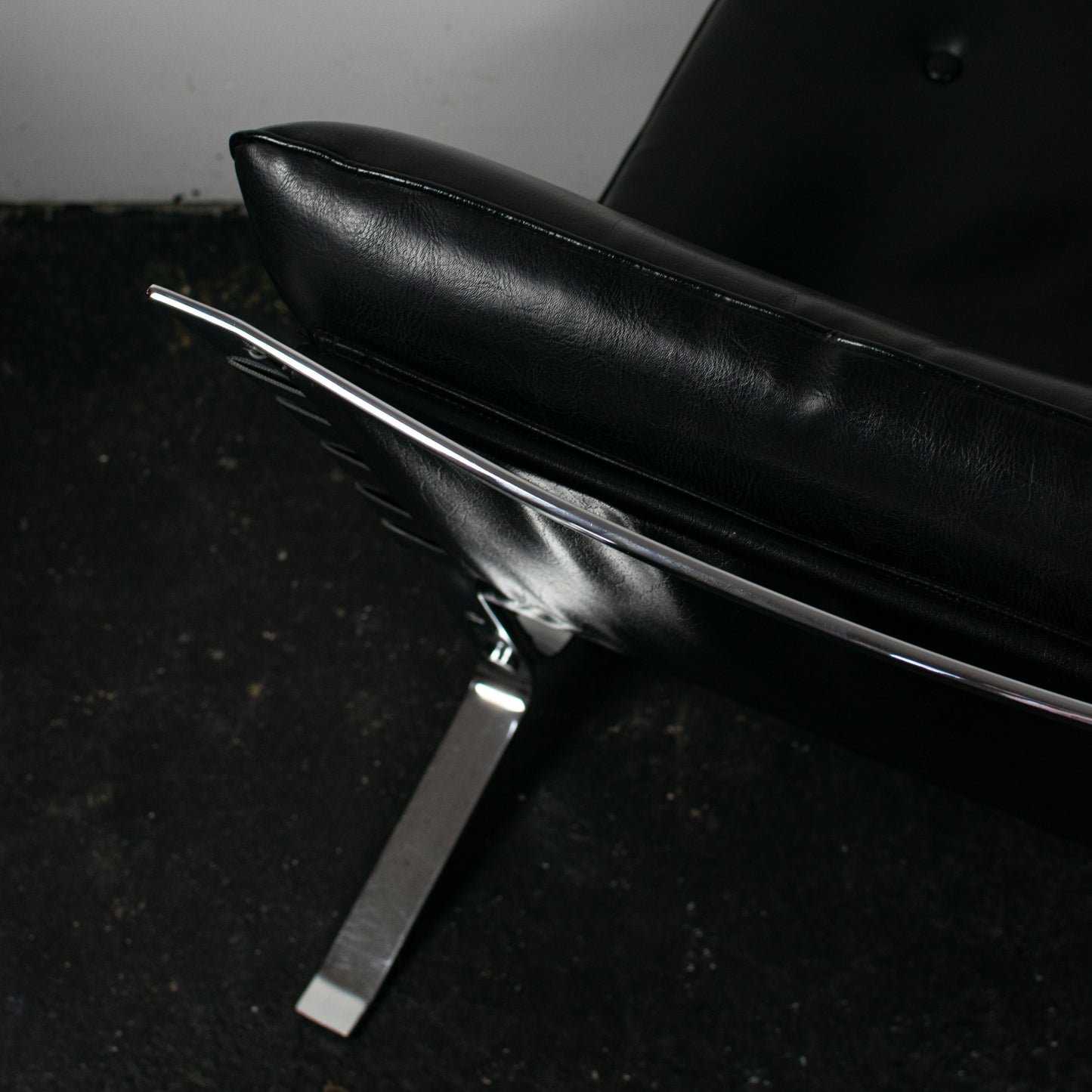 Fauteuil Joker Olivier Mourgue, AIRBORNE